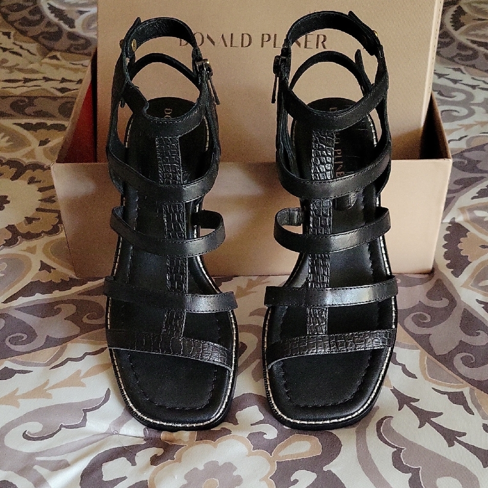 Donald J. Pliner Brand New Black Women's Sandals